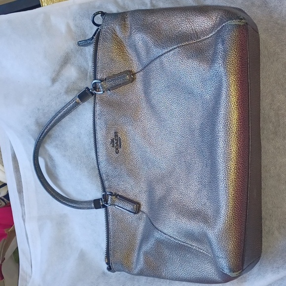 COACH 33736 MEDIUM SIZE GOLD, BLACK LEATHER METALIC HANDBAG - Picture 1 of 12